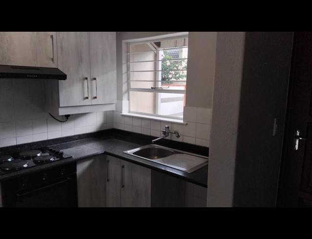 2 BEDROOM PROPERTY TO RENT IN FOURWAYS